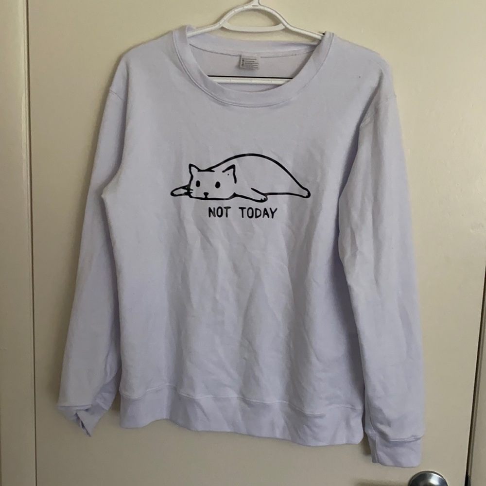 White pullover